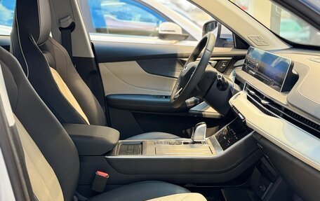 Chery Tiggo 4 I рестайлинг, 2024 год, 2 420 000 рублей, 11 фотография