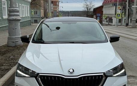 Skoda Rapid II, 2021 год, 1 950 000 рублей, 1 фотография