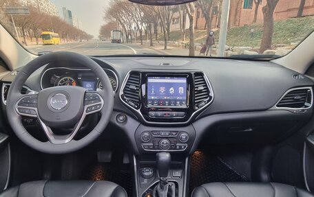 Jeep Cherokee, 2022 год, 2 350 000 рублей, 12 фотография