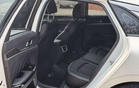 KIA K5, 2023 год, 1 700 000 рублей, 5 фотография