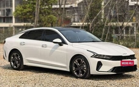 KIA K5, 2023 год, 1 700 000 рублей, 2 фотография