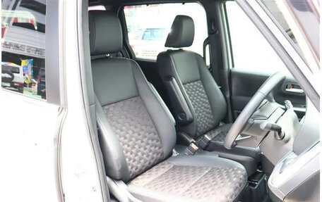 Toyota Voxy, 2022 год, 2 640 033 рублей, 12 фотография
