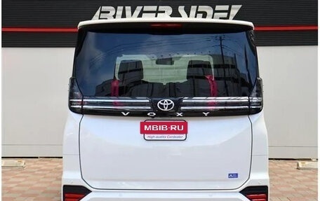Toyota Voxy, 2022 год, 2 640 033 рублей, 10 фотография