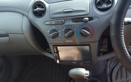 Toyota Vitz, 2002 год, 470 000 рублей, 1 фотография