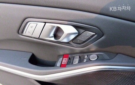 BMW 3 серия, 2022 год, 2 878 000 рублей, 12 фотография