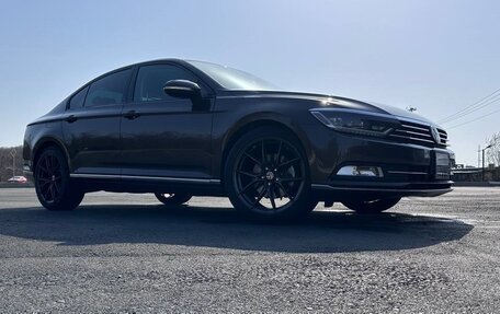 Volkswagen Passat B8 рестайлинг, 2015 год, 1 600 000 рублей, 18 фотография