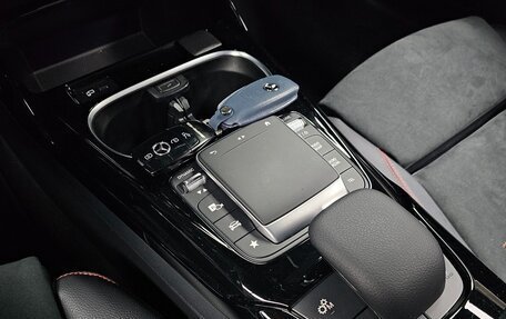 Mercedes-Benz CLA AMG, 2022 год, 5 690 000 рублей, 10 фотография