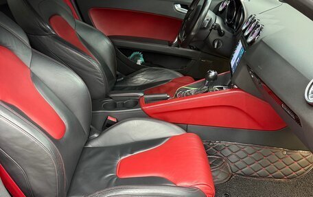 Audi TTS, 2008 год, 2 350 000 рублей, 23 фотография