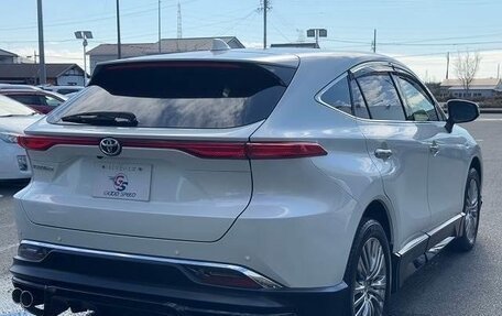 Toyota Harrier, 2022 год, 3 149 333 рублей, 2 фотография