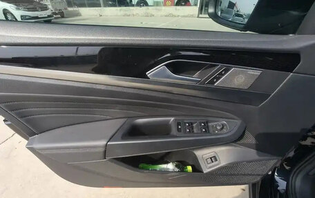 Volkswagen Passat B8 рестайлинг, 2022 год, 2 535 000 рублей, 10 фотография