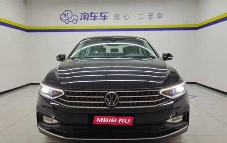 Volkswagen Passat B8 рестайлинг, 2023 год, 3 450 000 рублей, 2 фотография