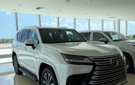 Lexus LX, 2024 год, 12 512 000 рублей, 2 фотография