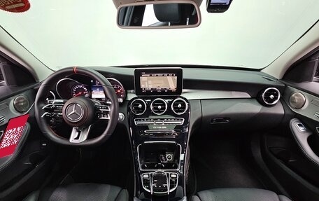 Mercedes-Benz C-Класс, 2018 год, 2 432 000 рублей, 15 фотография
