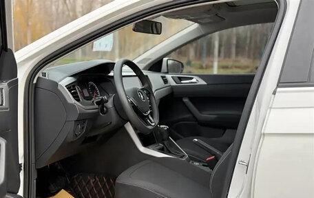 Volkswagen Polo, 2021 год, 1 450 000 рублей, 11 фотография