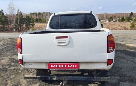 Mitsubishi L200 IV рестайлинг, 2007 год, 1 080 000 рублей, 5 фотография