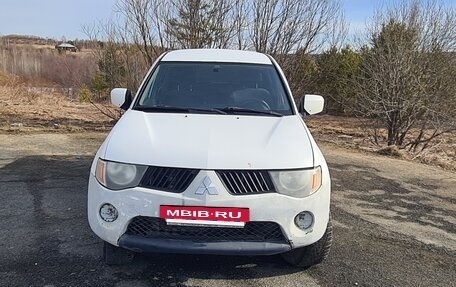 Mitsubishi L200 IV рестайлинг, 2007 год, 1 080 000 рублей, 7 фотография