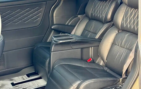 Honda Elysion, 2021 год, 2 650 000 рублей, 9 фотография