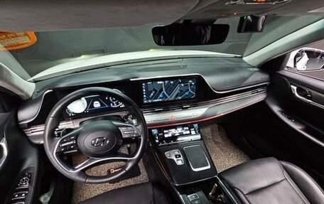 Hyundai Grandeur, 2022 год, 2 640 000 рублей, 7 фотография