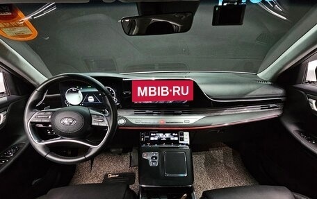 Hyundai Grandeur, 2022 год, 2 640 000 рублей, 8 фотография