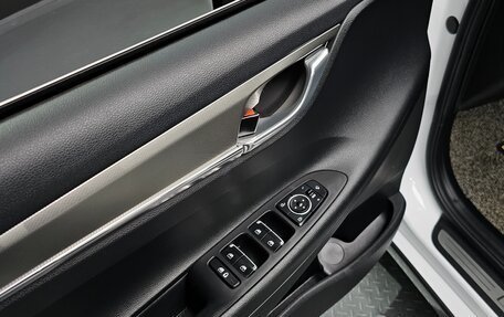 Hyundai Grandeur, 2022 год, 2 640 000 рублей, 20 фотография