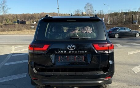 Toyota Land Cruiser, 2024 год, 13 000 000 рублей, 4 фотография