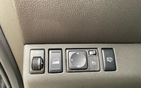Nissan Pathfinder, 2011 год, 1 099 000 рублей, 12 фотография