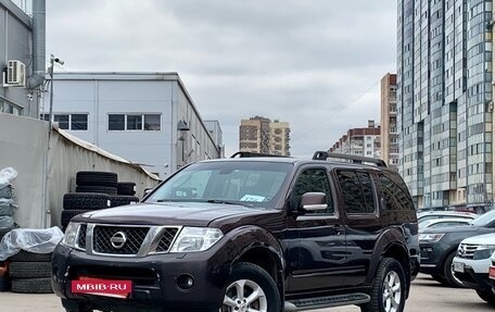Nissan Pathfinder, 2011 год, 1 099 000 рублей, 3 фотография