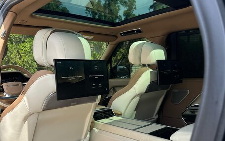Land Rover Range Rover IV рестайлинг, 2024 год, 34 500 000 рублей, 10 фотография