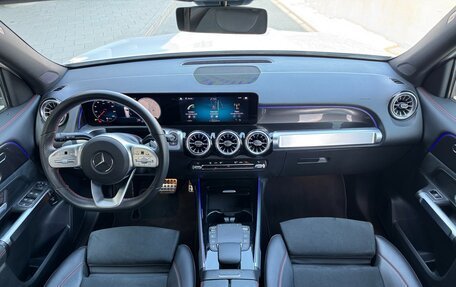 Mercedes-Benz GLB, 2021 год, 4 390 000 рублей, 2 фотография