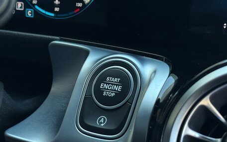 Mercedes-Benz GLB, 2021 год, 4 390 000 рублей, 22 фотография