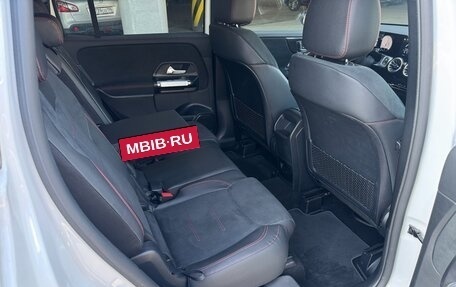 Mercedes-Benz GLB, 2021 год, 4 390 000 рублей, 29 фотография