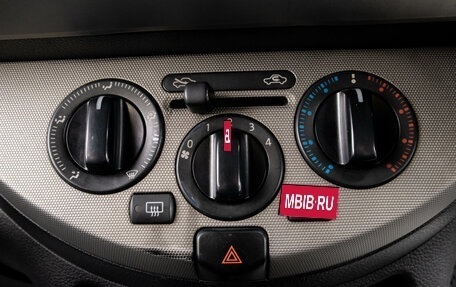 Nissan Note II рестайлинг, 2006 год, 499 000 рублей, 16 фотография