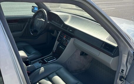 Mercedes-Benz E-Класс, 1993 год, 6 фотография