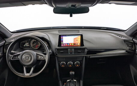 Mazda CX-4, 2021 год, 2 490 000 рублей, 14 фотография