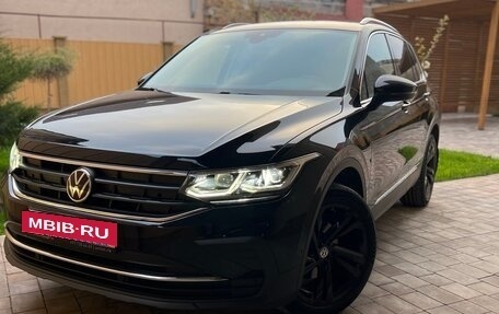 Volkswagen Tiguan II, 2021 год, 3 360 000 рублей, 14 фотография