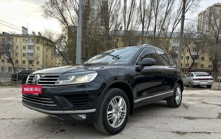 Volkswagen Touareg III, 2015 год, 2 680 000 рублей, 2 фотография