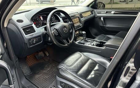 Volkswagen Touareg III, 2015 год, 2 680 000 рублей, 9 фотография