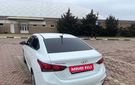 Hyundai Solaris II рестайлинг, 2018 год, 1 350 000 рублей, 4 фотография