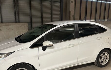 Ford Fiesta, 2016 год, 950 000 рублей, 14 фотография