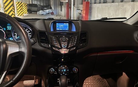 Ford Fiesta, 2016 год, 950 000 рублей, 16 фотография