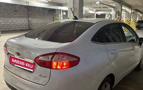 Ford Fiesta, 2016 год, 950 000 рублей, 6 фотография