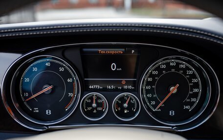 Bentley Flying Spur II, 2015 год, 7 990 000 рублей, 26 фотография