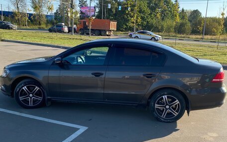 Volkswagen Passat B7, 2012 год, 1 050 000 рублей, 4 фотография