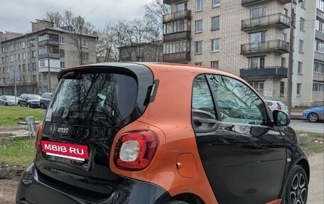 Smart Fortwo III, 2016 год, 850 000 рублей, 2 фотография
