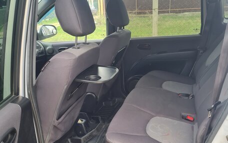 Hyundai Matrix I рестайлинг, 2002 год, 350 000 рублей, 15 фотография
