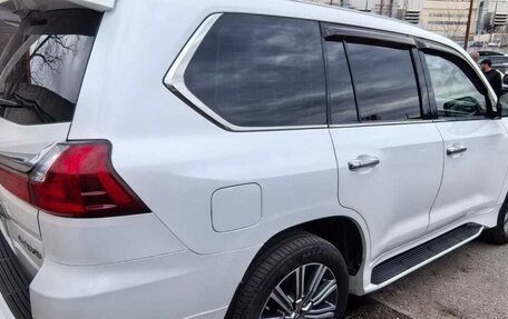 Lexus LX III, 2016 год, 6 400 000 рублей, 7 фотография