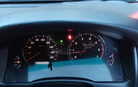 Toyota Land Cruiser Prado 120 рестайлинг, 2003 год, 2 200 000 рублей, 14 фотография