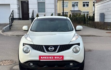 Nissan Juke II, 2011 год, 820 000 рублей, 2 фотография