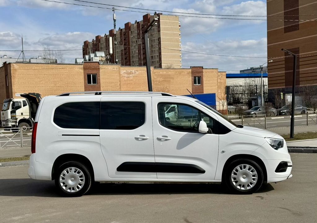 Opel Combo Life, 2019 год, 1 850 000 рублей, 12 фотография