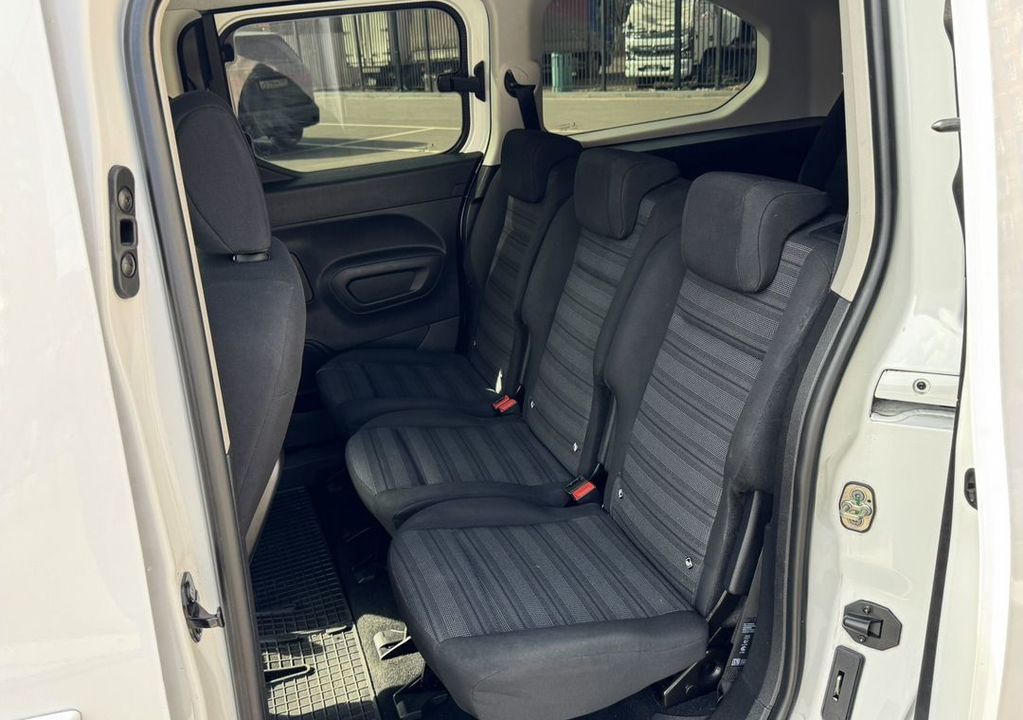 Opel Combo Life, 2019 год, 1 850 000 рублей, 7 фотография